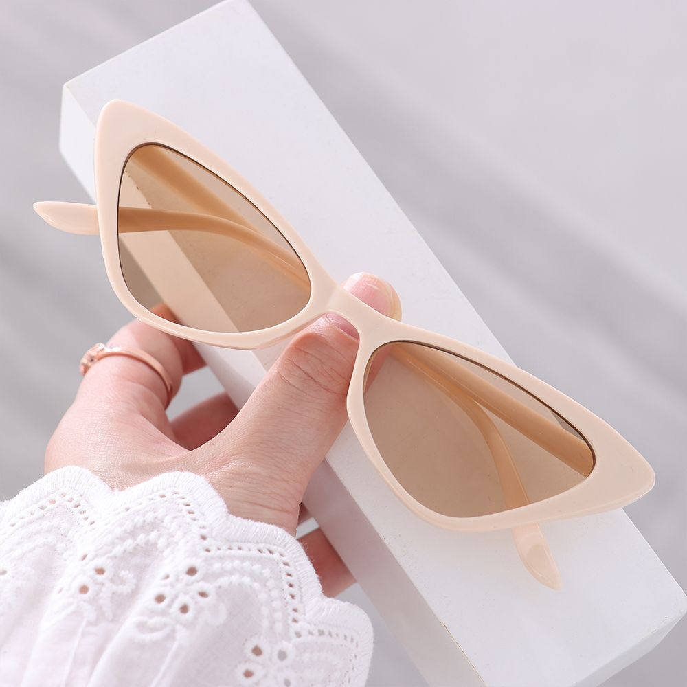 Vintage Cat Eye Sunglasses Woman