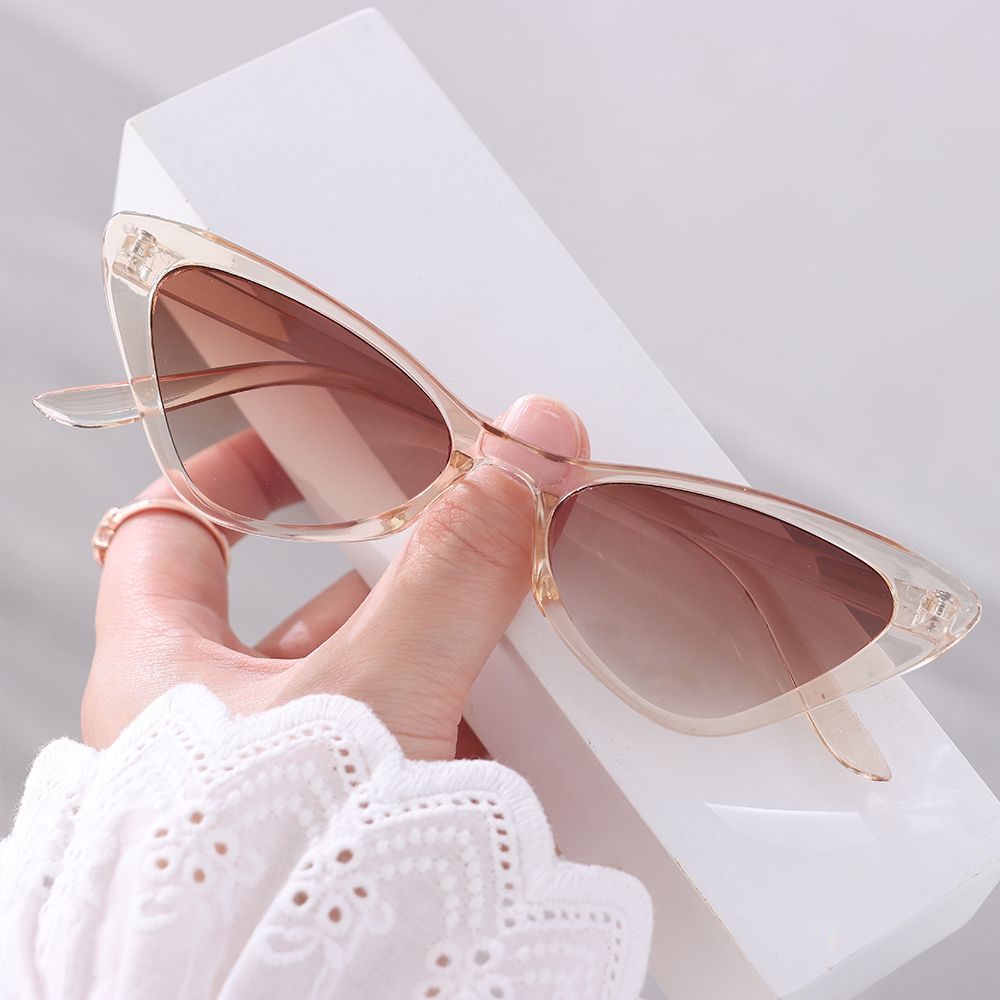 Vintage Cat Eye Sunglasses Woman